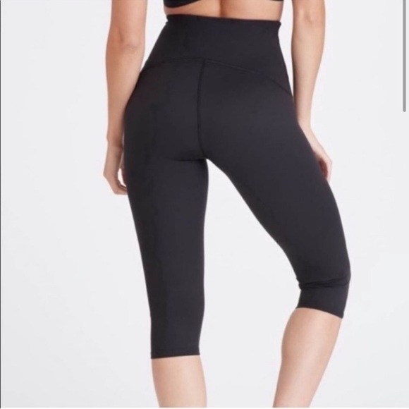 EUC - Spanx Booty Boost Cropped Leggings - Size XL - Picture 2 of 7
